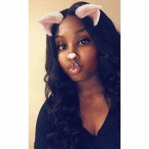 Meet your Posher, Iesha